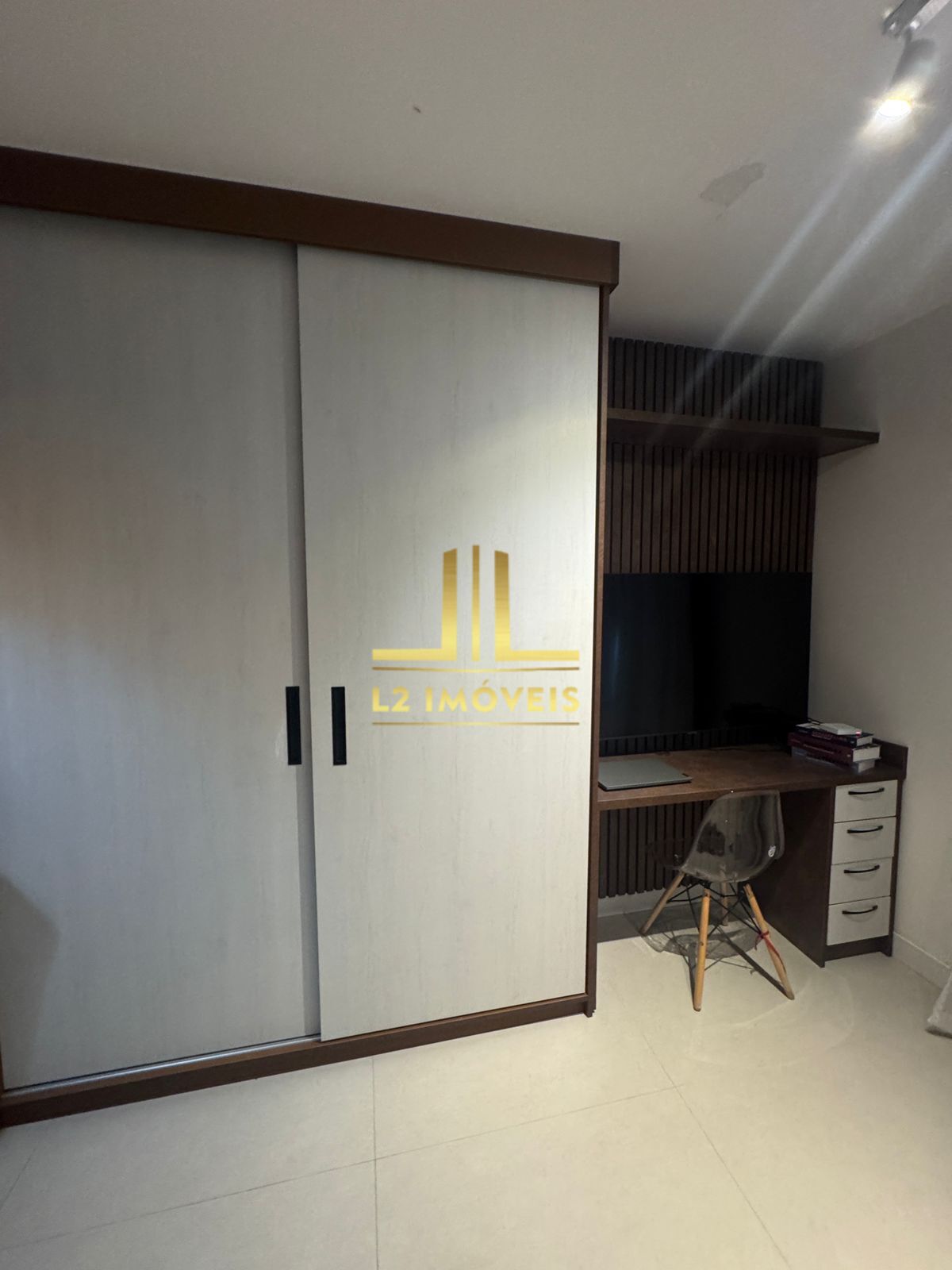 Apartamento à venda com 1 quarto, 20m² - Foto 2