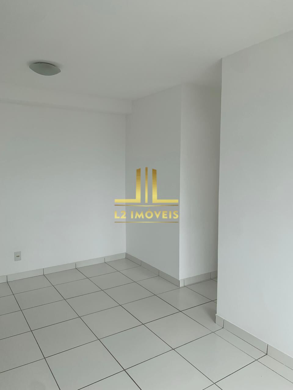 Apartamento à venda com 2 quartos, 50m² - Foto 2