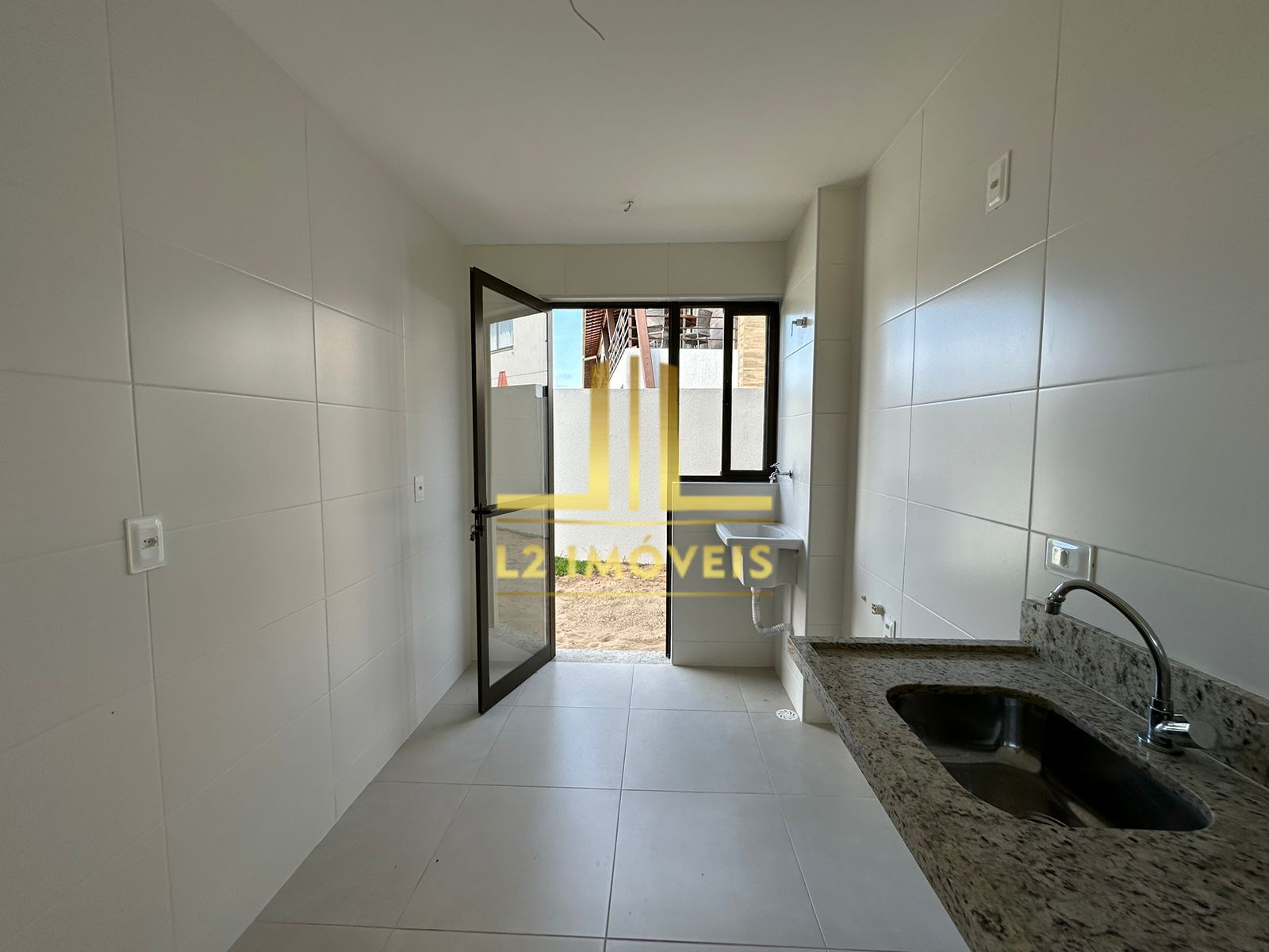 Apartamento à venda com 2 quartos, 60m² - Foto 11