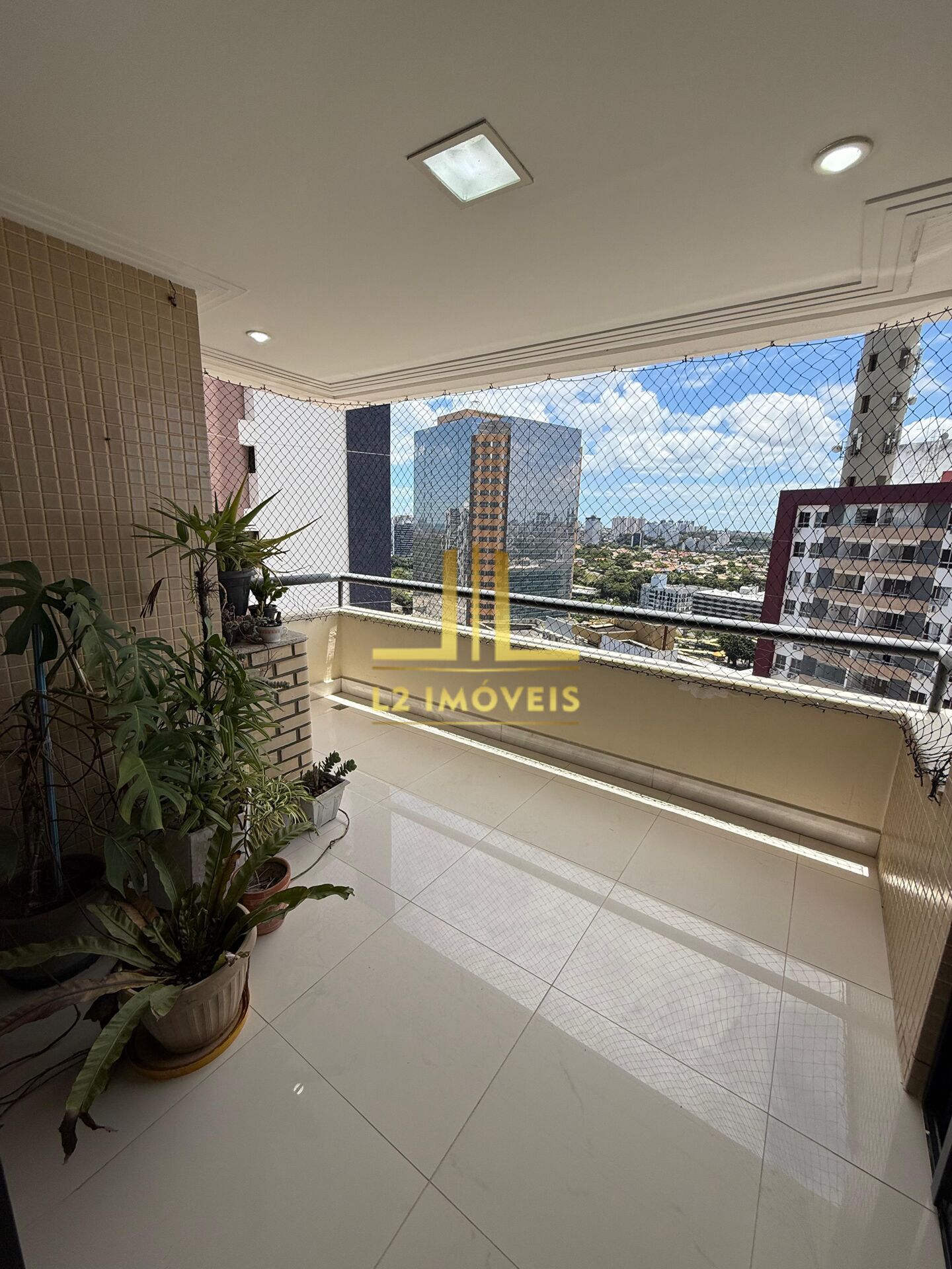 Apartamento à venda com 4 quartos, 131m² - Foto 4