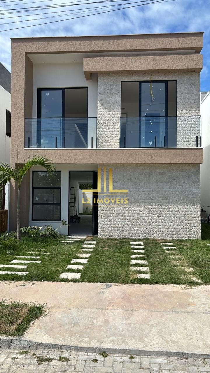 Casa à venda com 4 quartos, 168m² - Foto 1