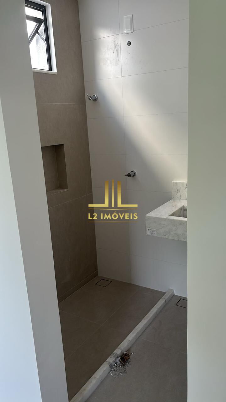 Casa à venda com 4 quartos, 168m² - Foto 16
