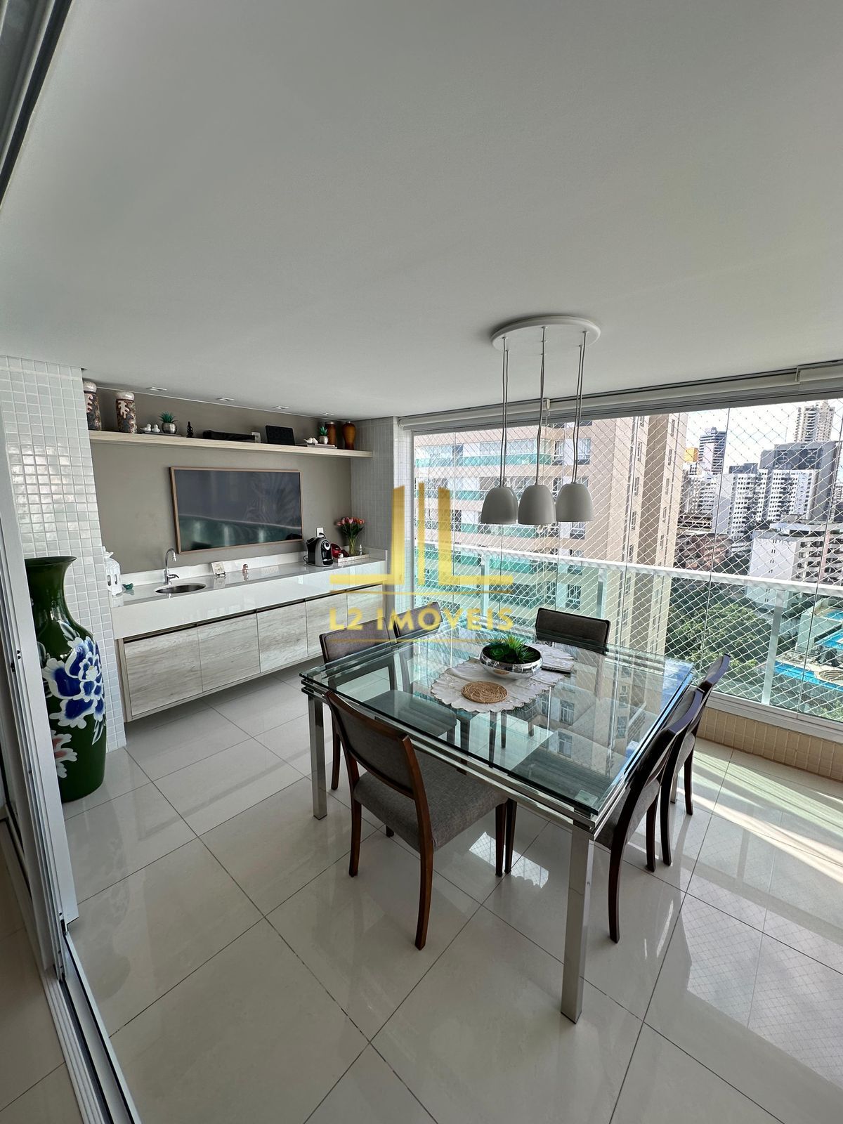 Apartamento à venda com 3 quartos, 134m² - Foto 9