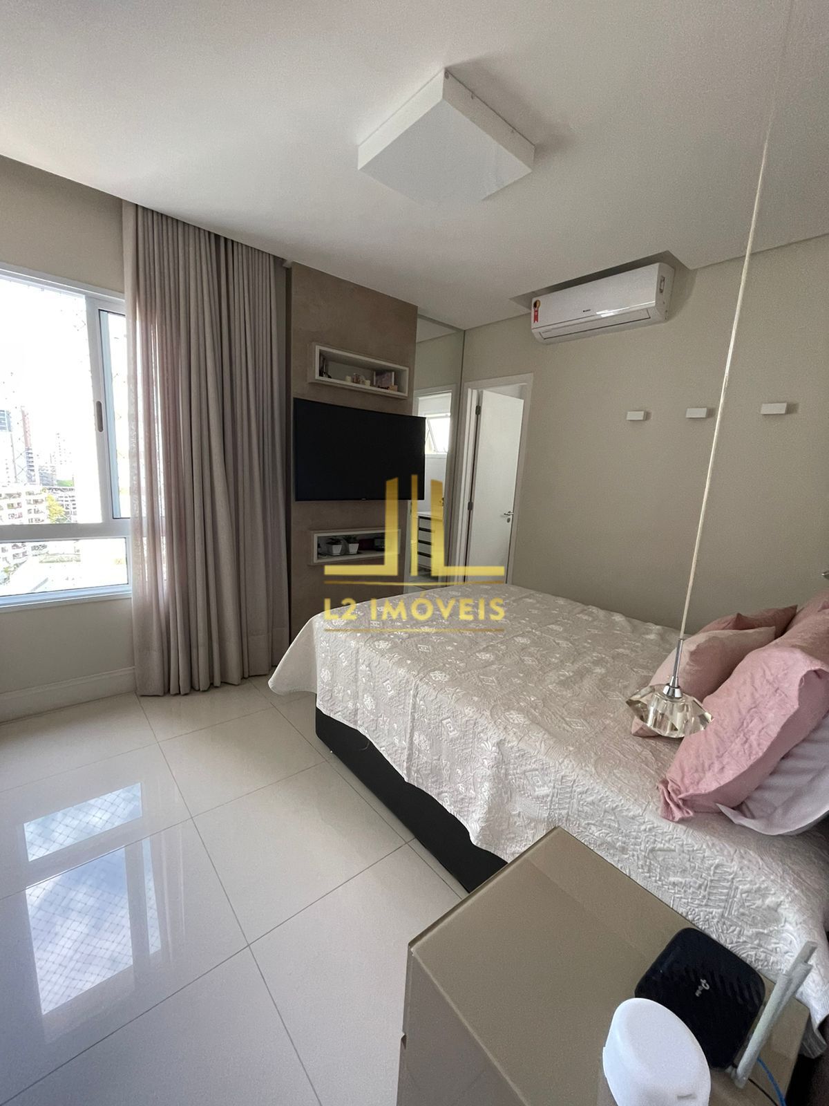 Apartamento à venda com 3 quartos, 134m² - Foto 18