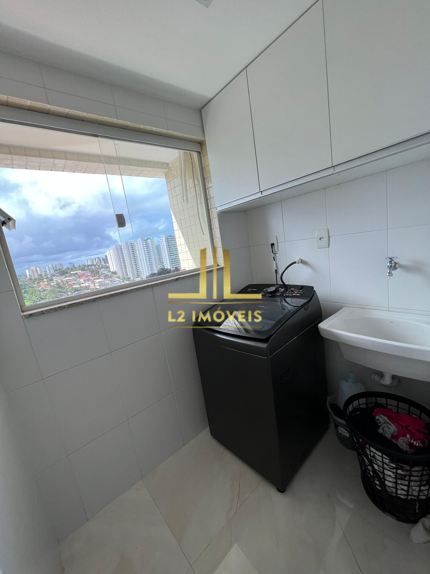 Apartamento à venda com 2 quartos, 75m² - Foto 13