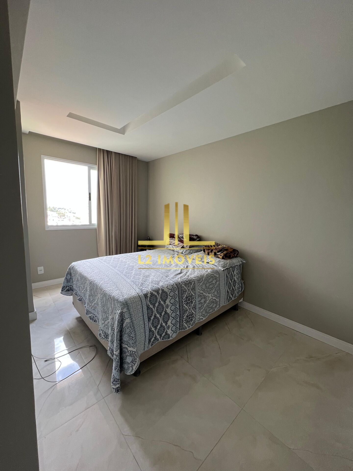 Apartamento à venda com 2 quartos, 75m² - Foto 6