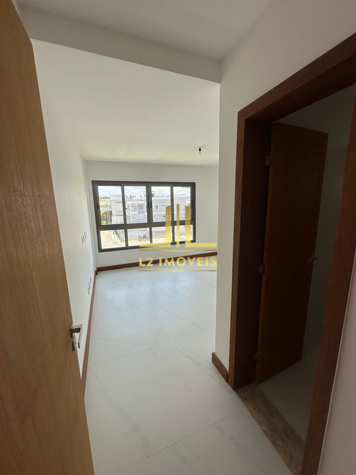 Casa à venda com 4 quartos, 245m² - Foto 12