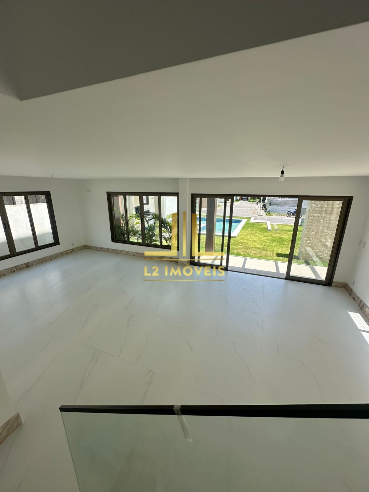 Casa à venda com 4 quartos, 245m² - Foto 5
