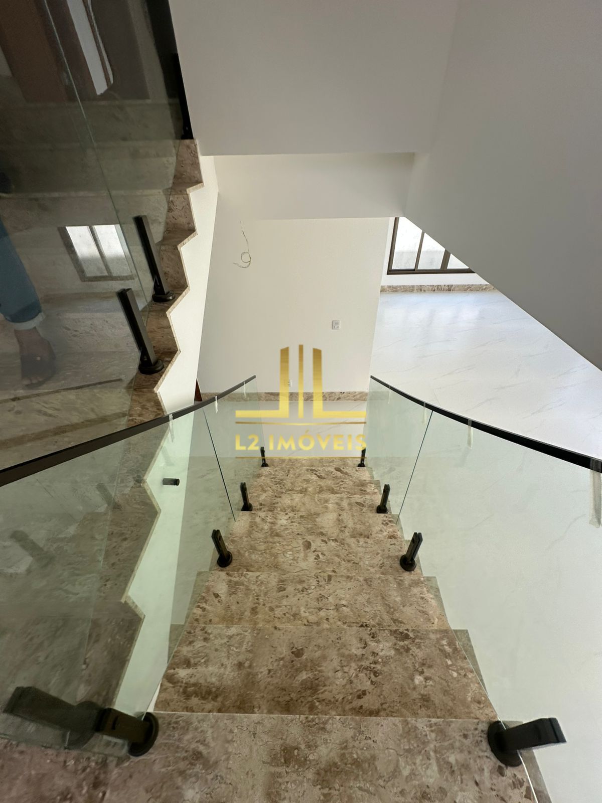 Casa à venda com 4 quartos, 245m² - Foto 9
