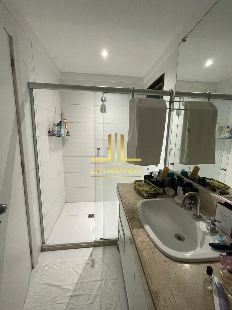 Apartamento à venda com 3 quartos, 180m² - Foto 33