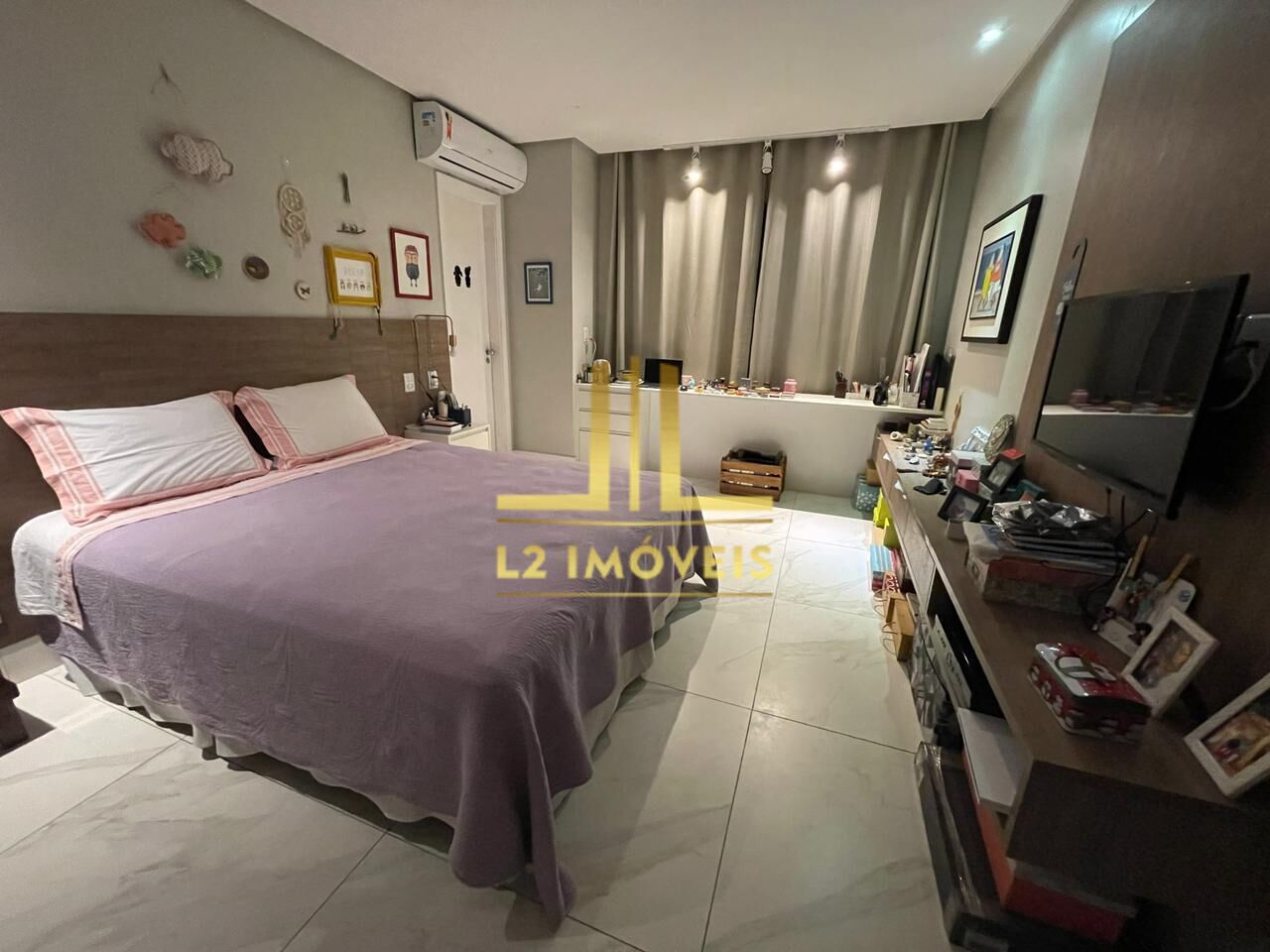 Apartamento à venda com 3 quartos, 180m² - Foto 14