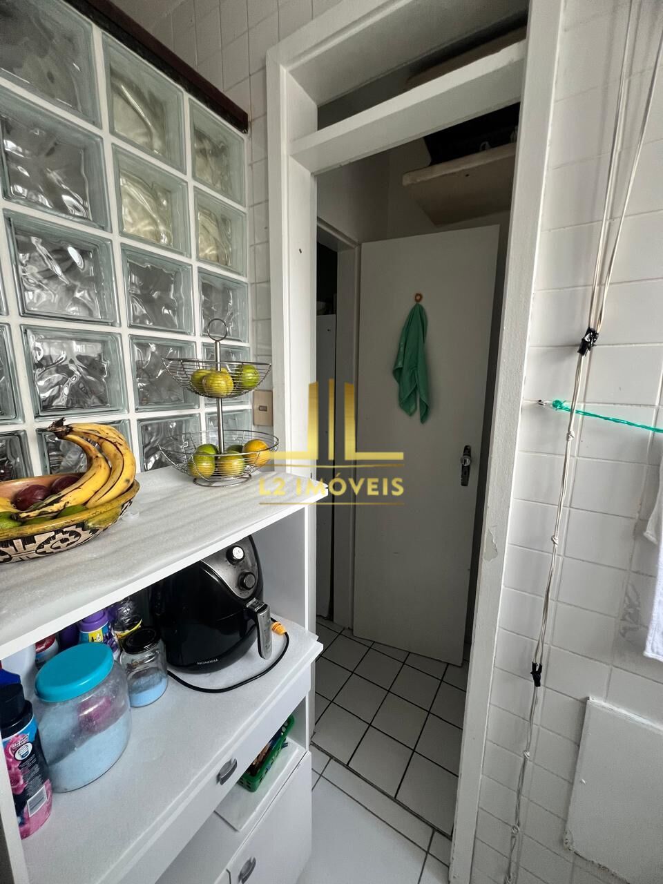 Apartamento à venda com 3 quartos, 100m² - Foto 4