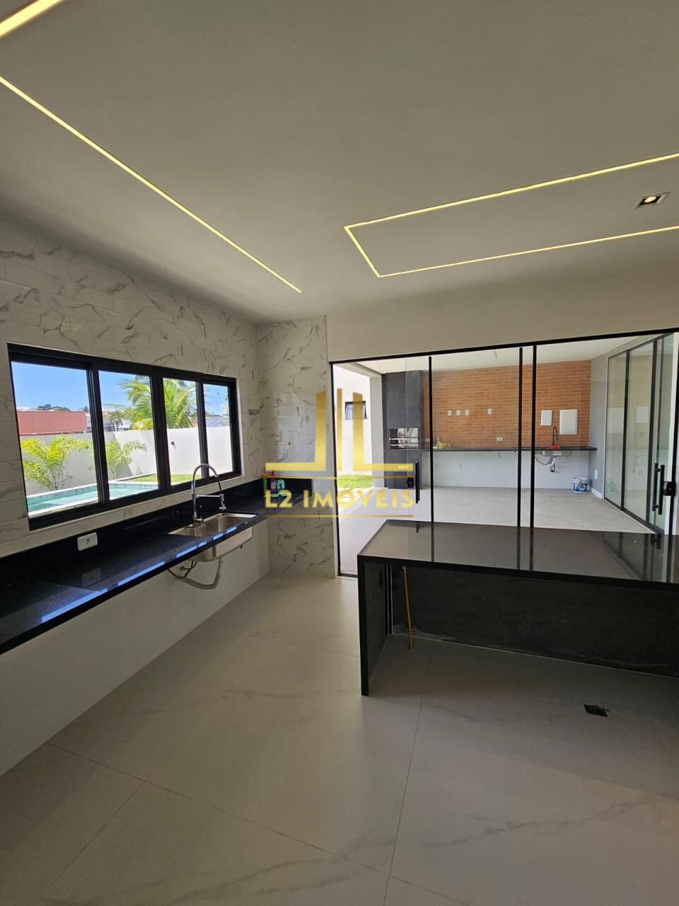 Casa à venda com 4 quartos, 275m² - Foto 38