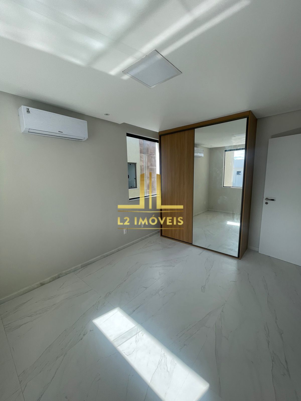 Casa de Condomínio para alugar com 4 quartos, 298m² - Foto 19