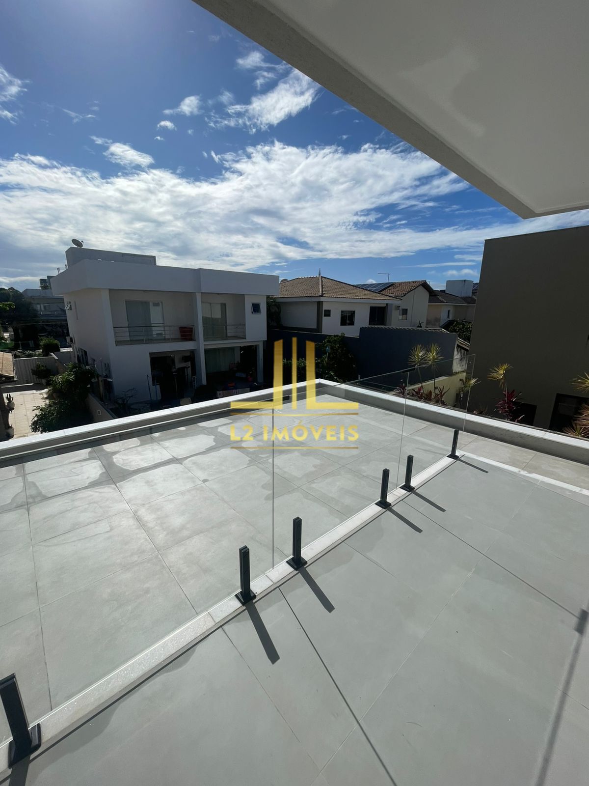 Casa de Condomínio para alugar com 4 quartos, 298m² - Foto 17