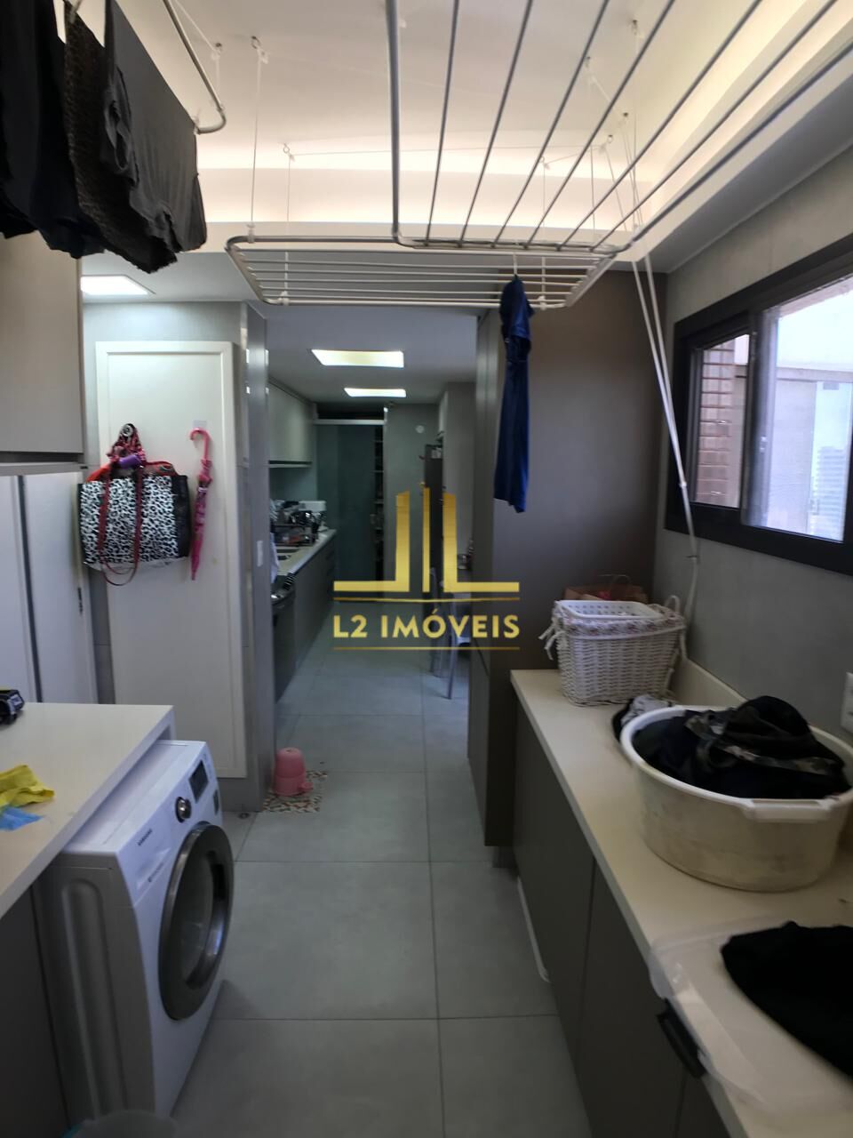 Apartamento à venda com 4 quartos, 196m² - Foto 13