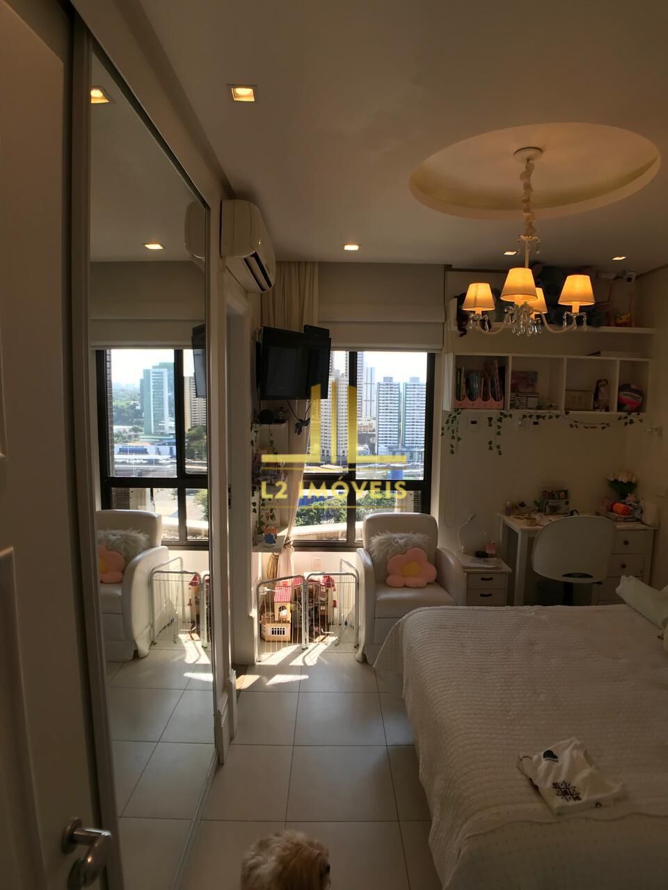 Apartamento à venda com 4 quartos, 196m² - Foto 18