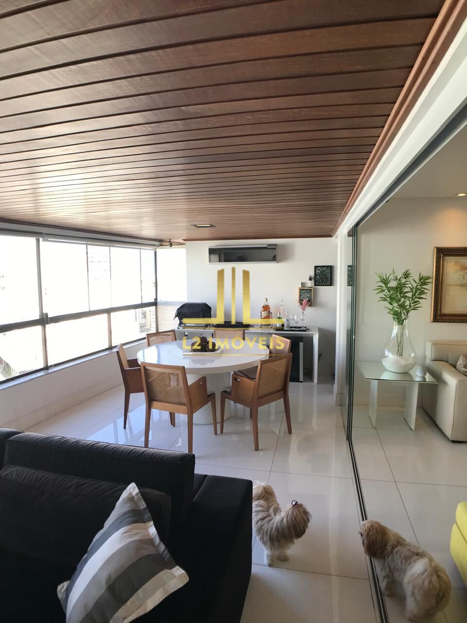 Apartamento à venda com 4 quartos, 196m² - Foto 8