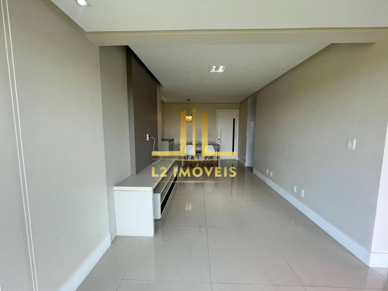 Apartamento à venda com 3 quartos, 88m² - Foto 3