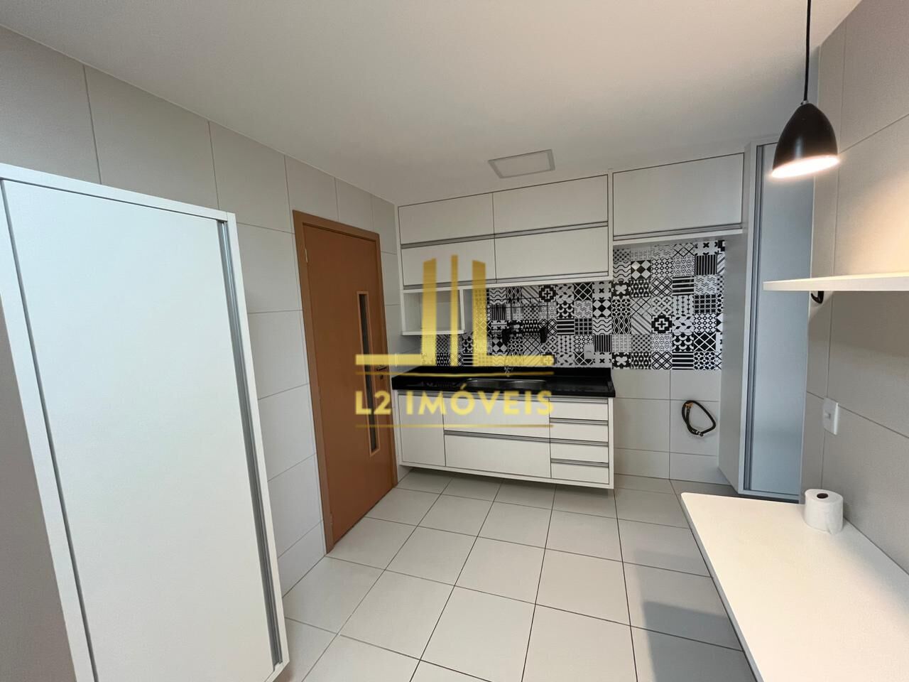 Apartamento à venda com 4 quartos, 140m² - Foto 17