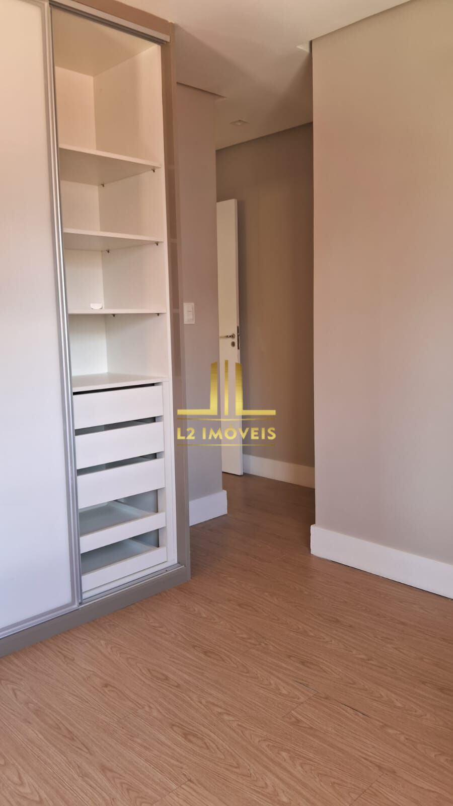 Apartamento à venda com 2 quartos, 78m² - Foto 13