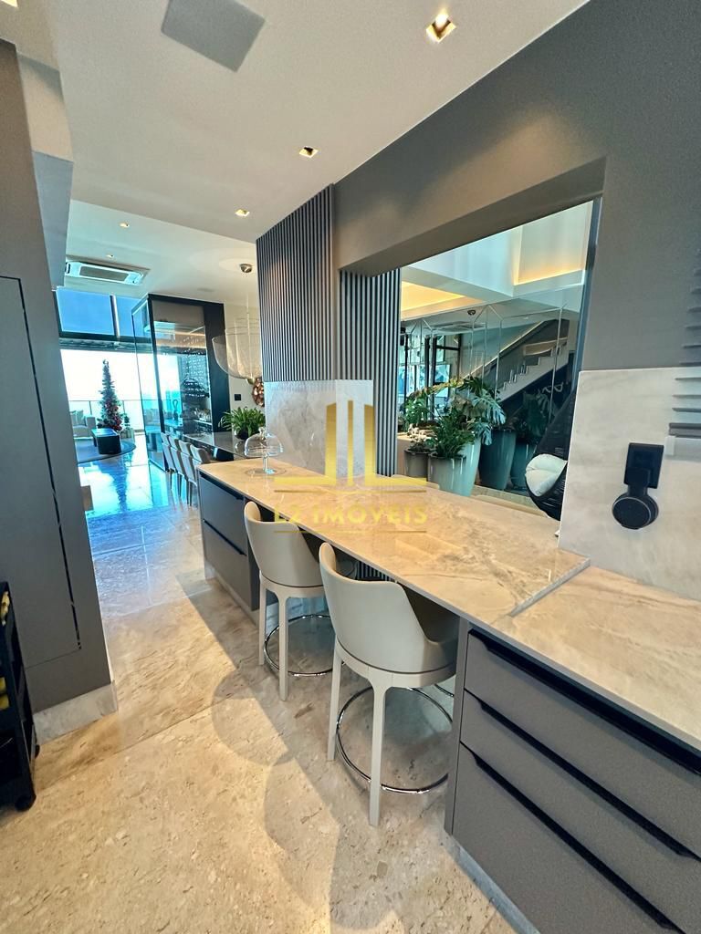 Cobertura à venda com 4 quartos, 374m² - Foto 5