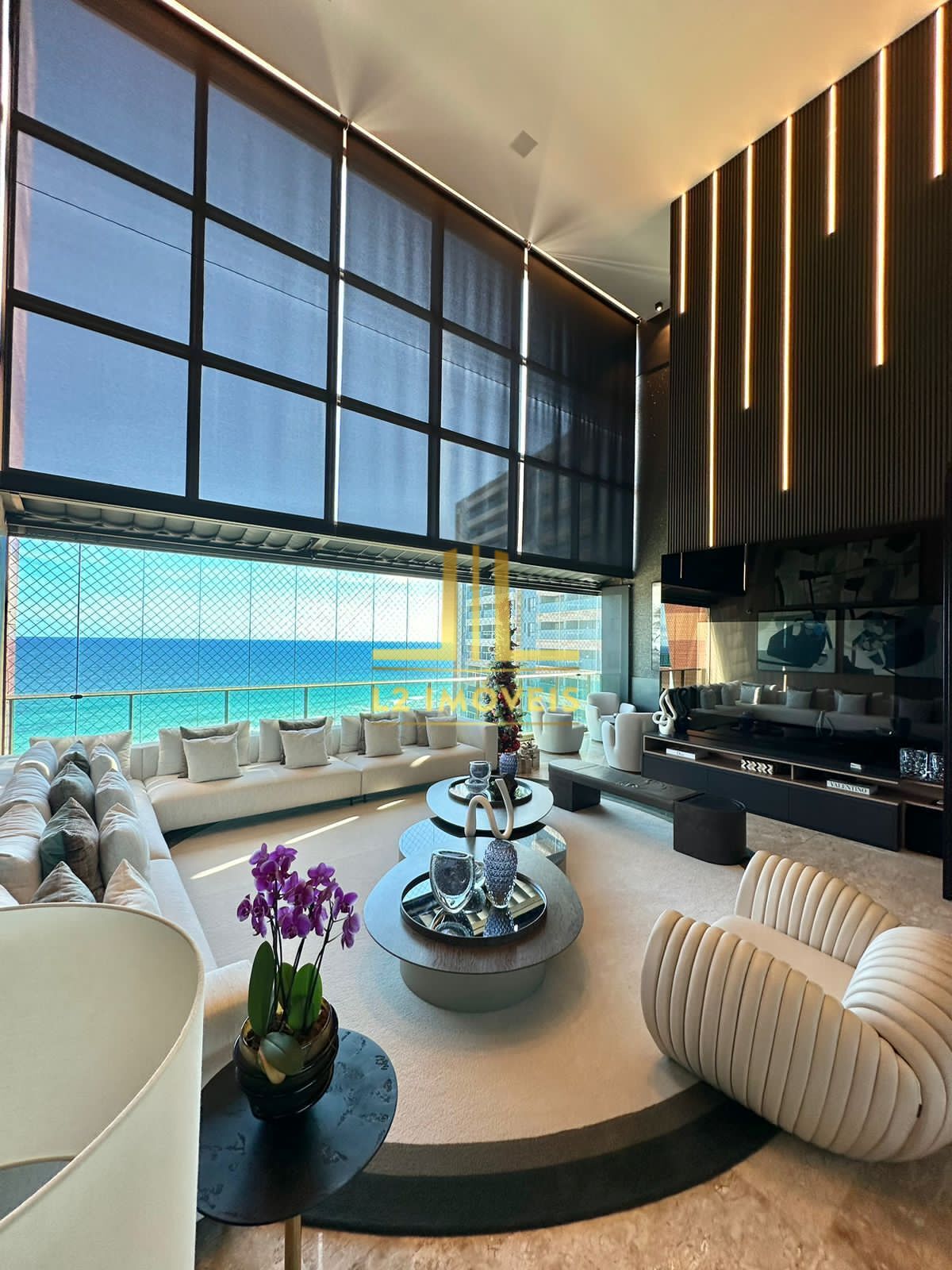 Cobertura à venda com 4 quartos, 374m² - Foto 2