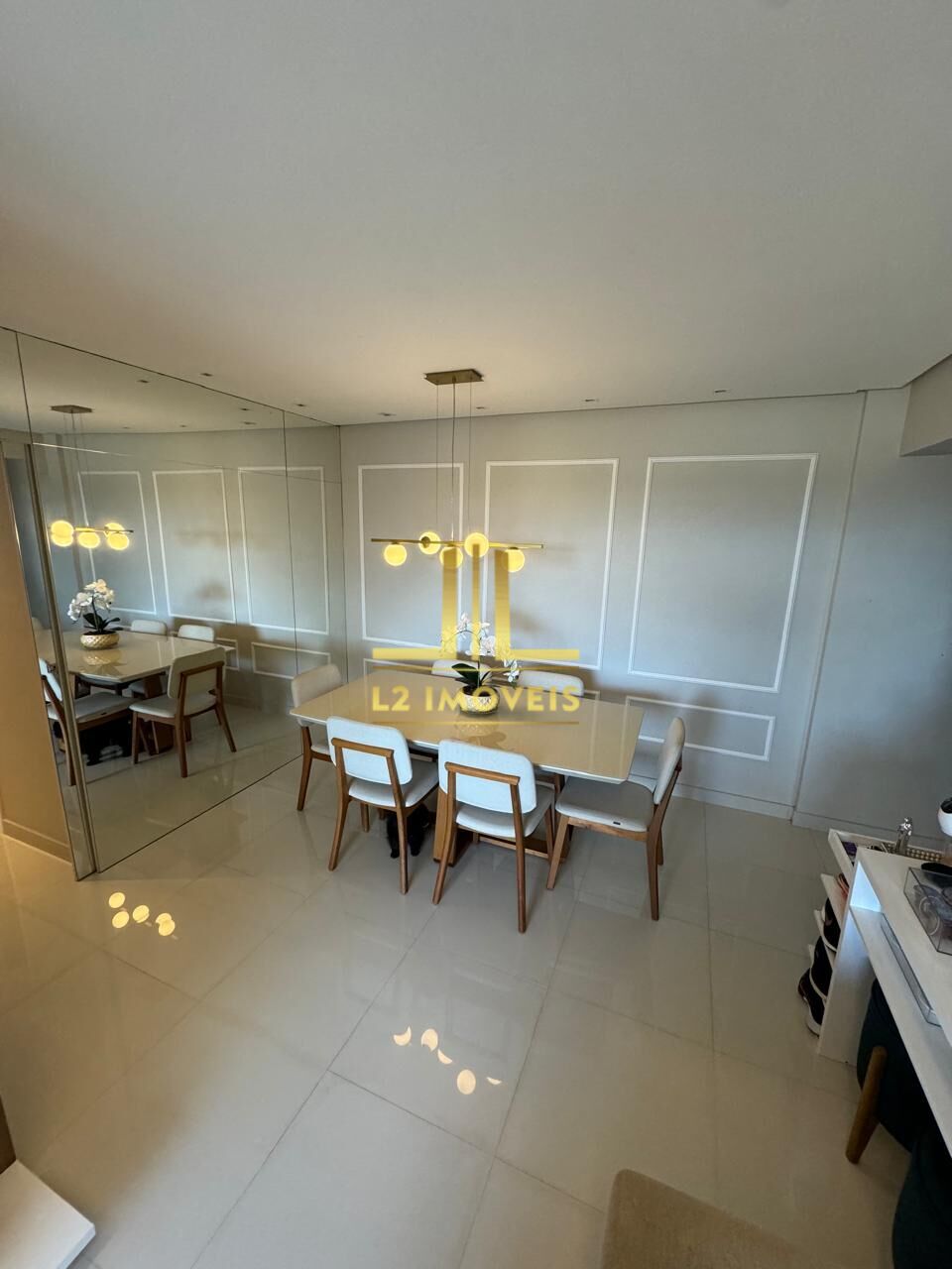 Apartamento à venda com 3 quartos, 84m² - Foto 2