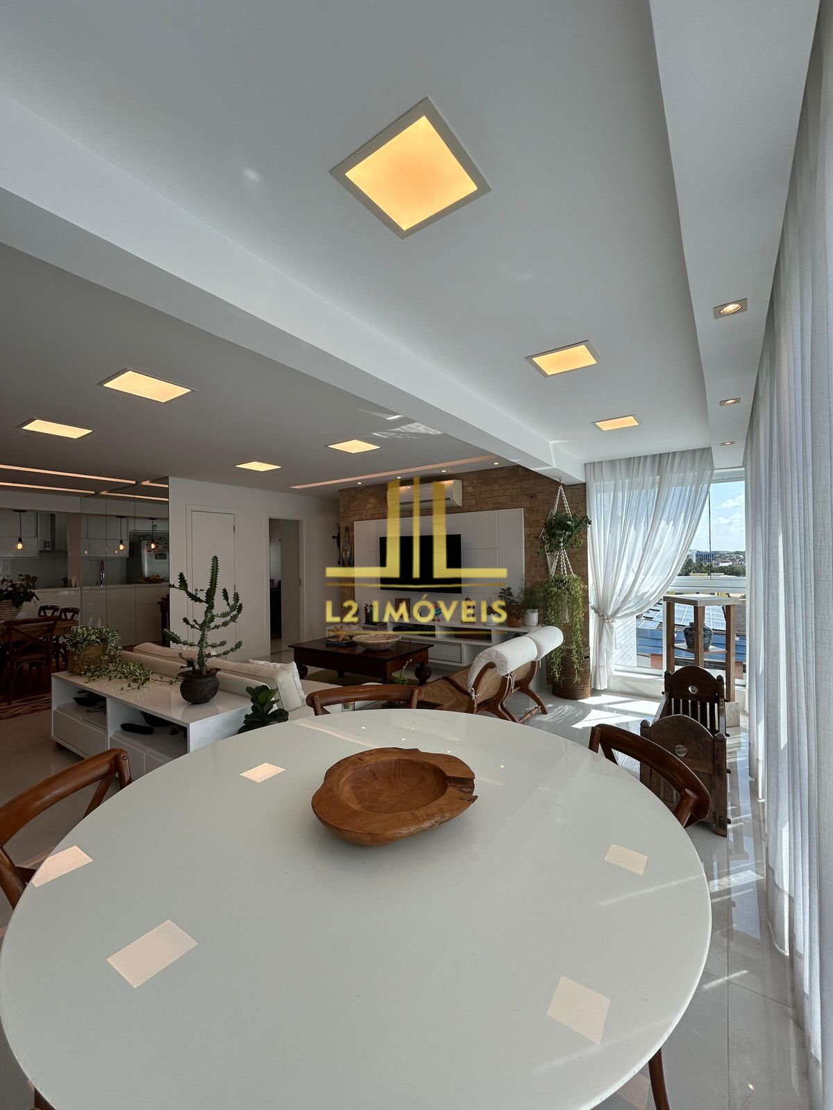 Apartamento à venda com 3 quartos, 110m² - Foto 6