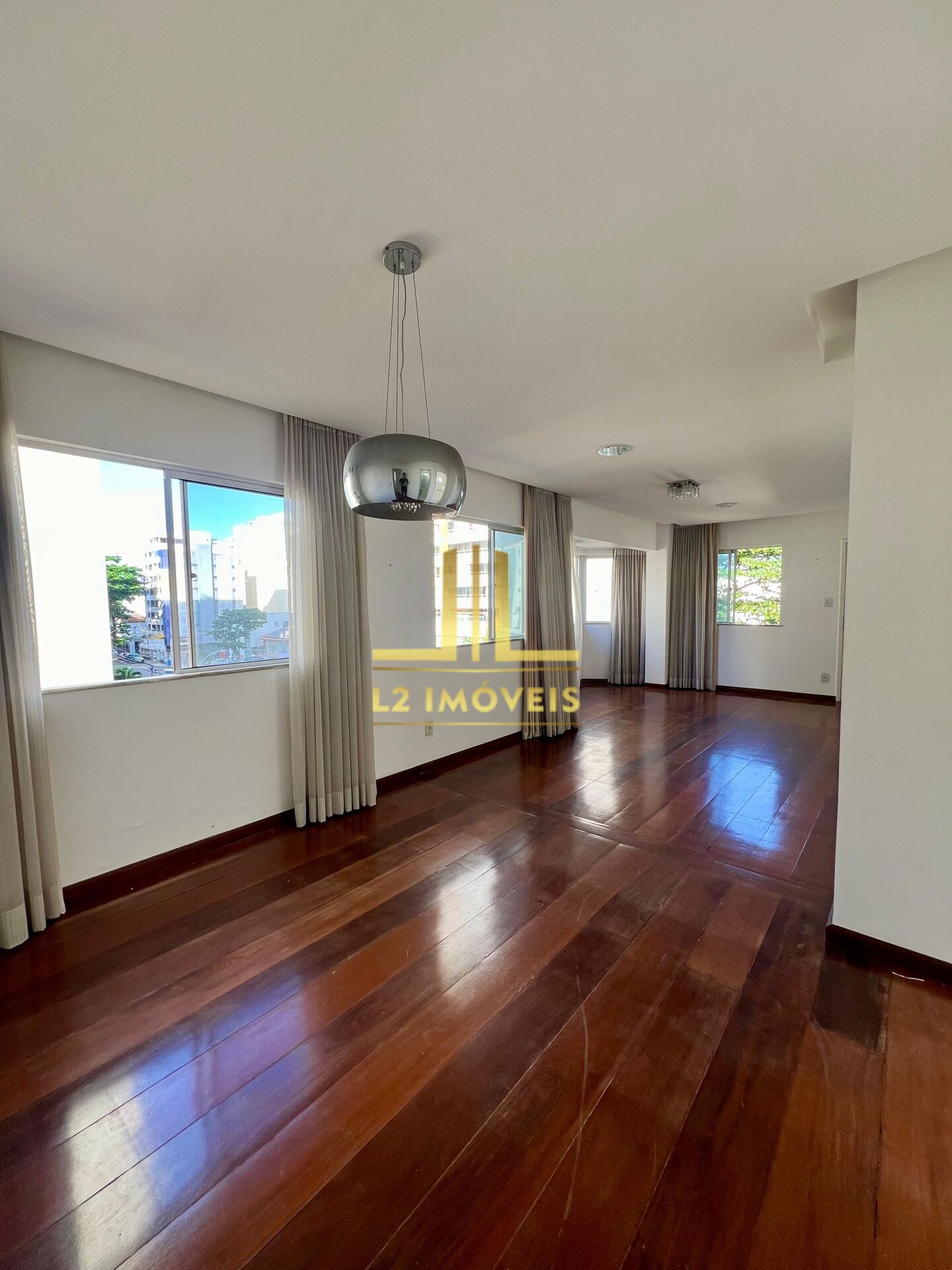 Apartamento à venda com 3 quartos, 149m² - Foto 6