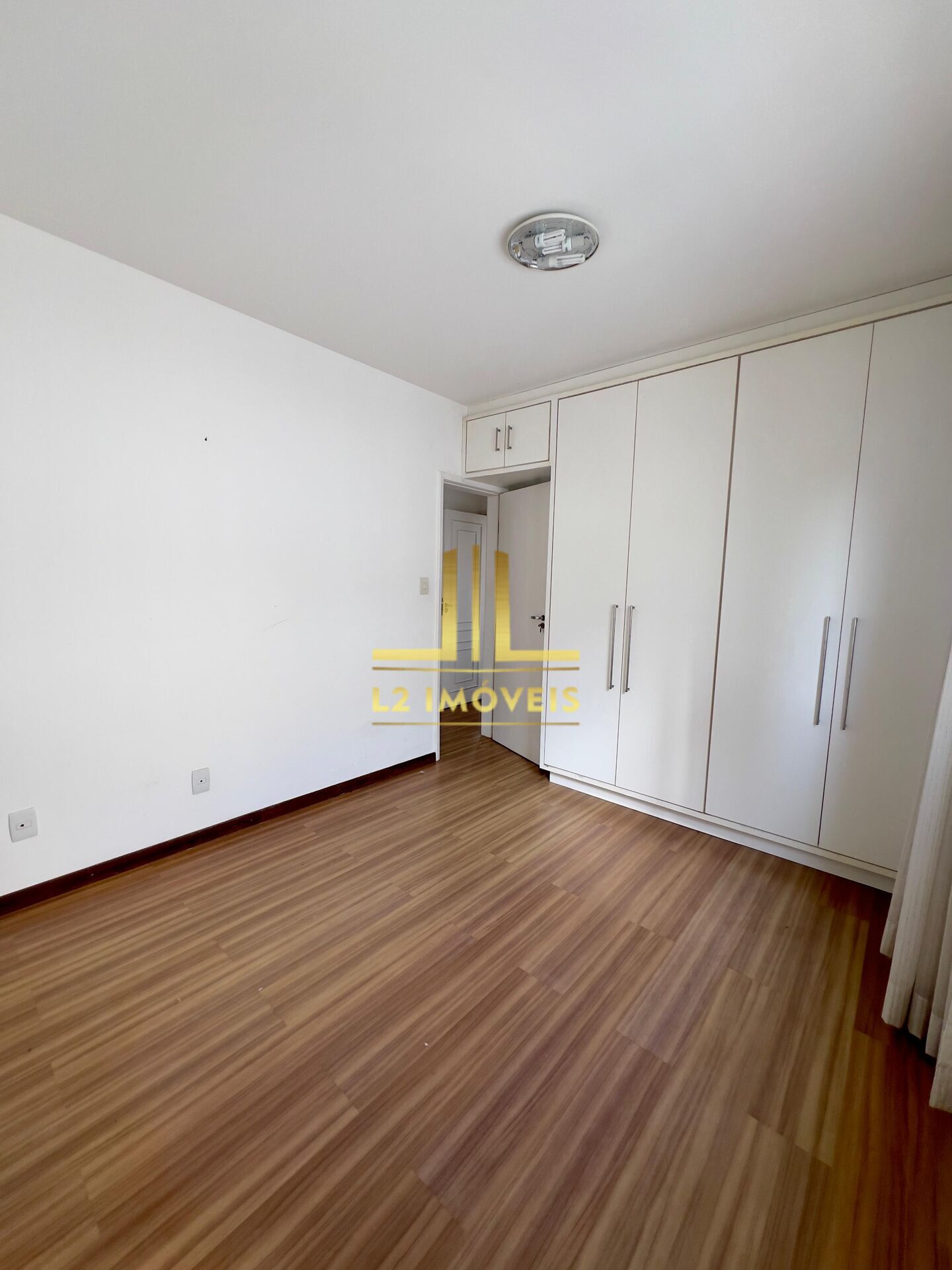 Apartamento à venda com 3 quartos, 149m² - Foto 17