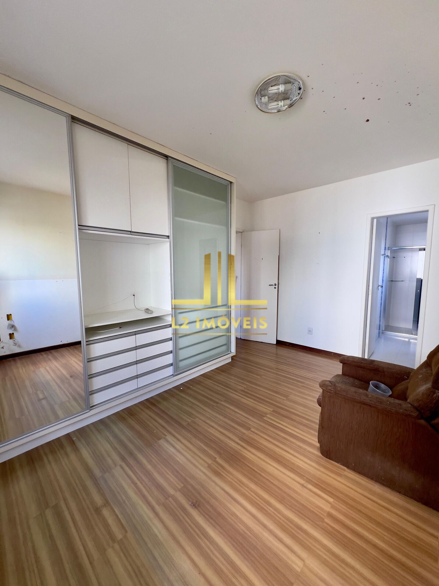 Apartamento à venda com 3 quartos, 149m² - Foto 1