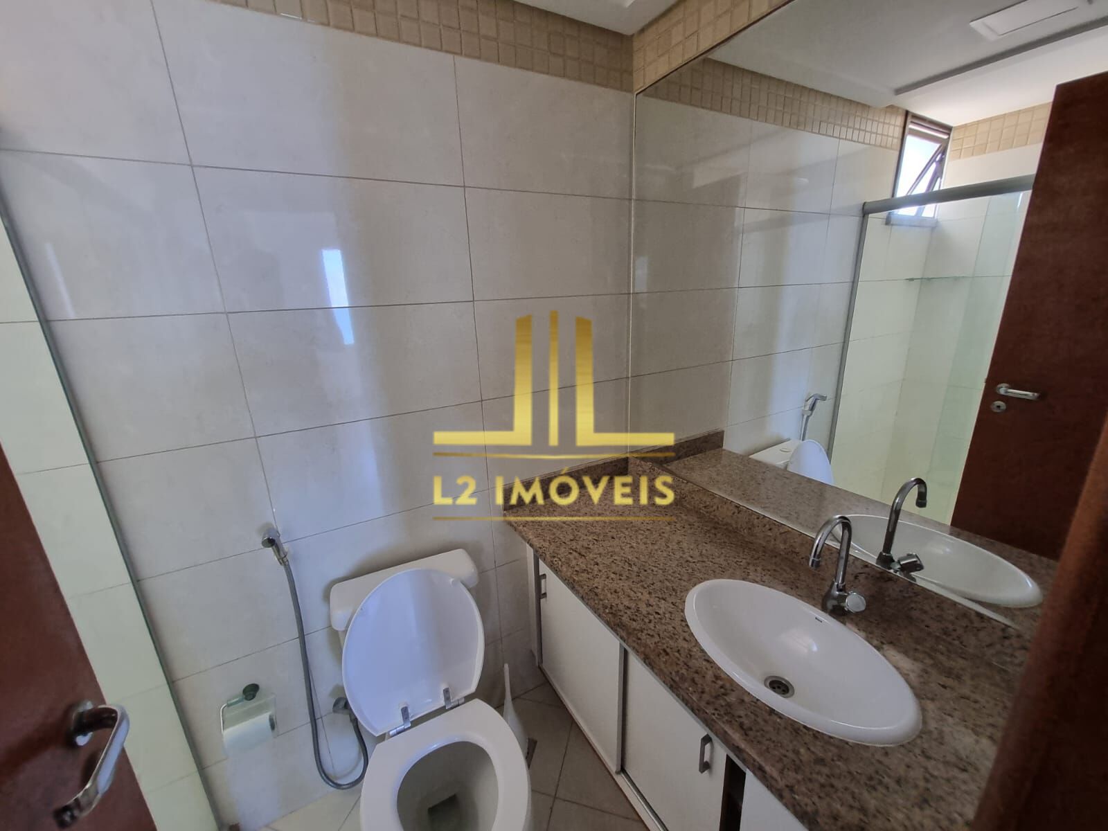 Apartamento à venda com 2 quartos, 80m² - Foto 11