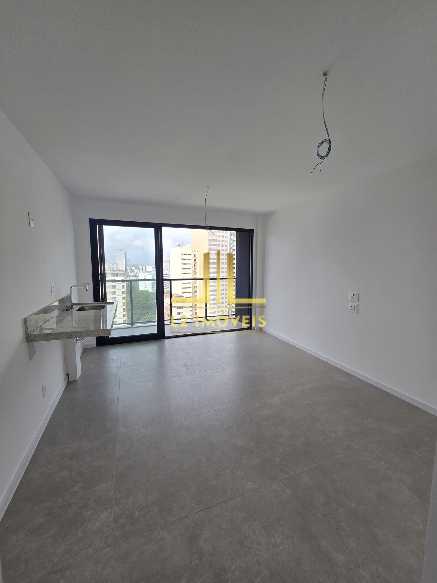 Apartamento à venda com 1 quarto, 27m² - Foto 1