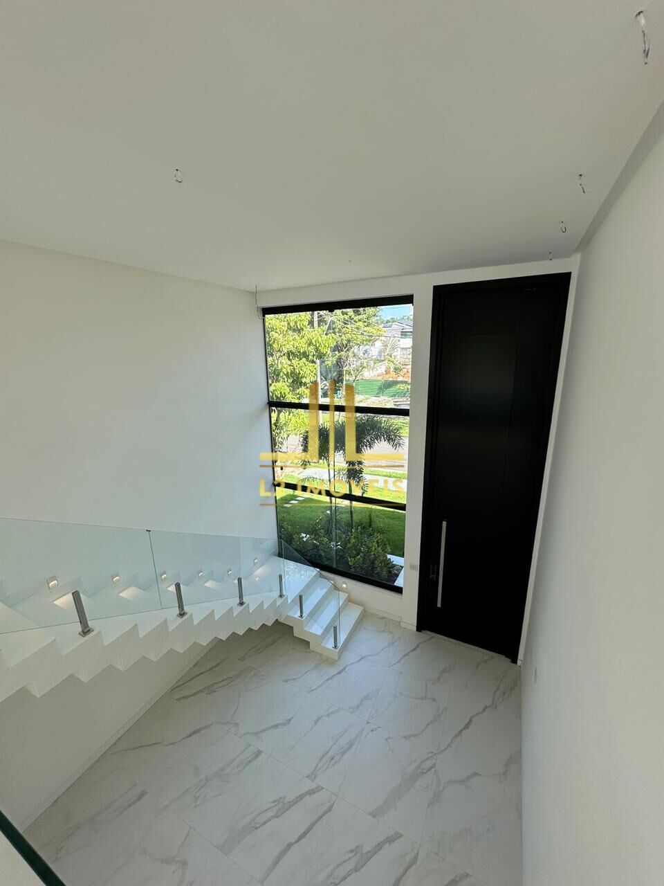 Casa à venda com 4 quartos, 345m² - Foto 15