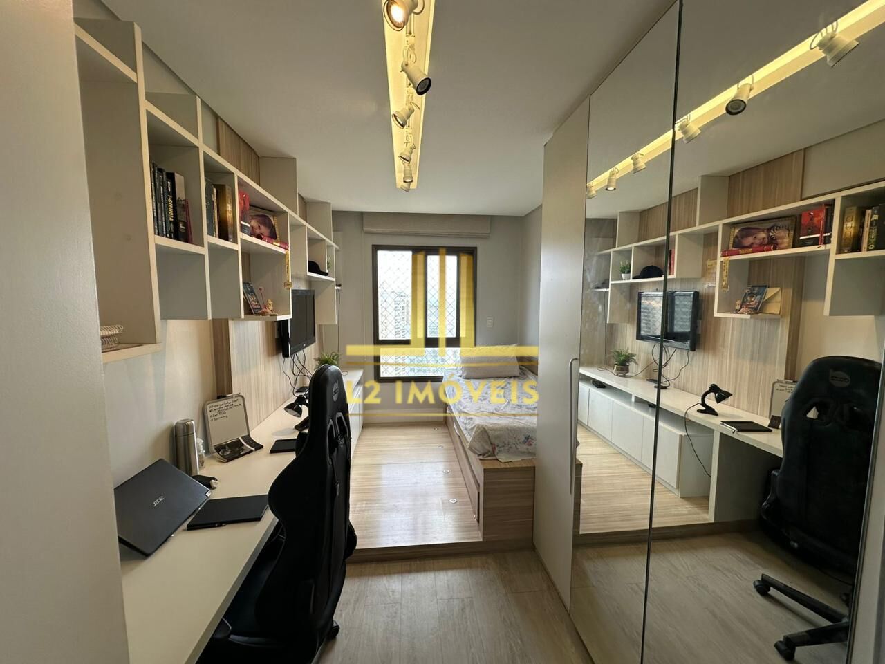 Apartamento à venda com 3 quartos, 107m² - Foto 16