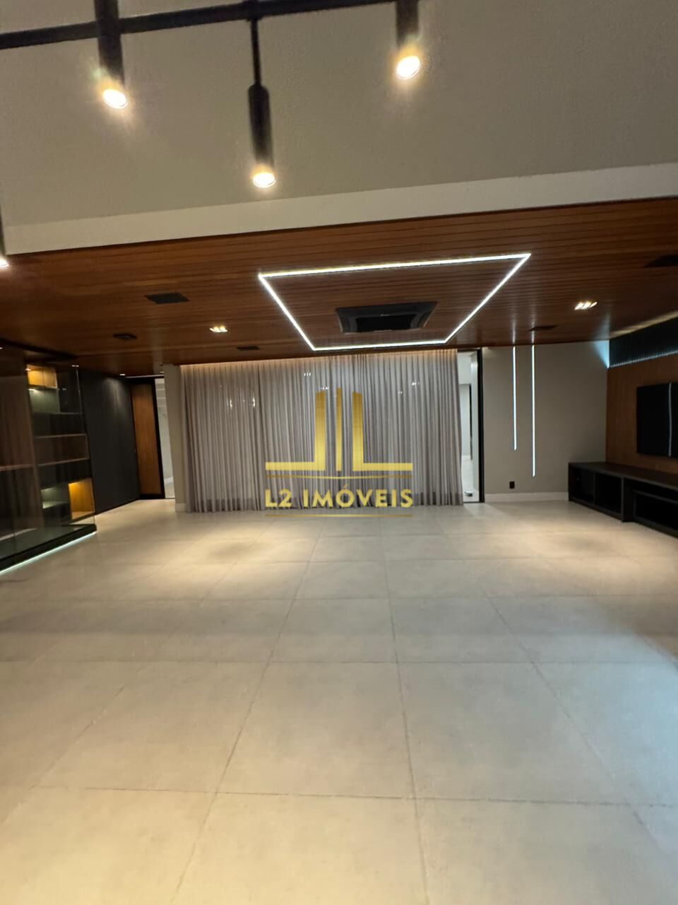 Casa à venda com 4 quartos, 580m² - Foto 5