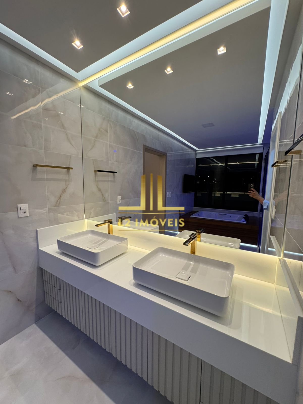 Casa à venda com 4 quartos, 580m² - Foto 48