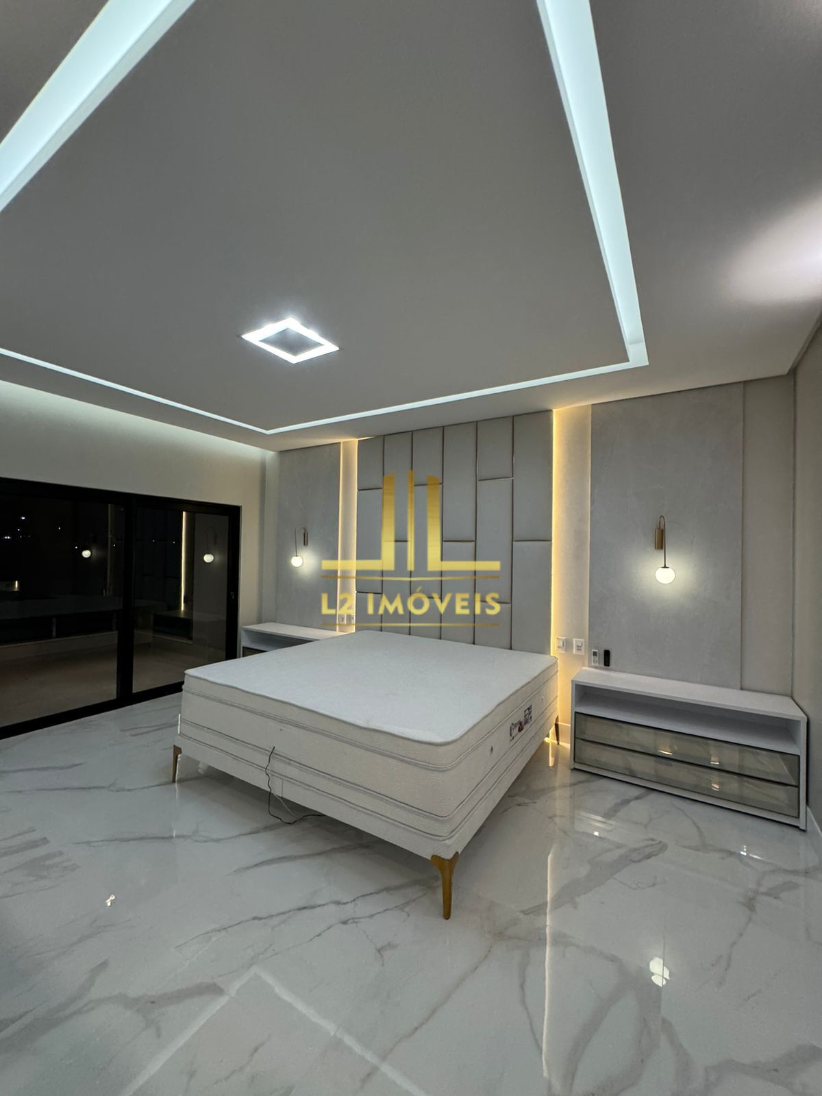 Casa à venda com 4 quartos, 580m² - Foto 16