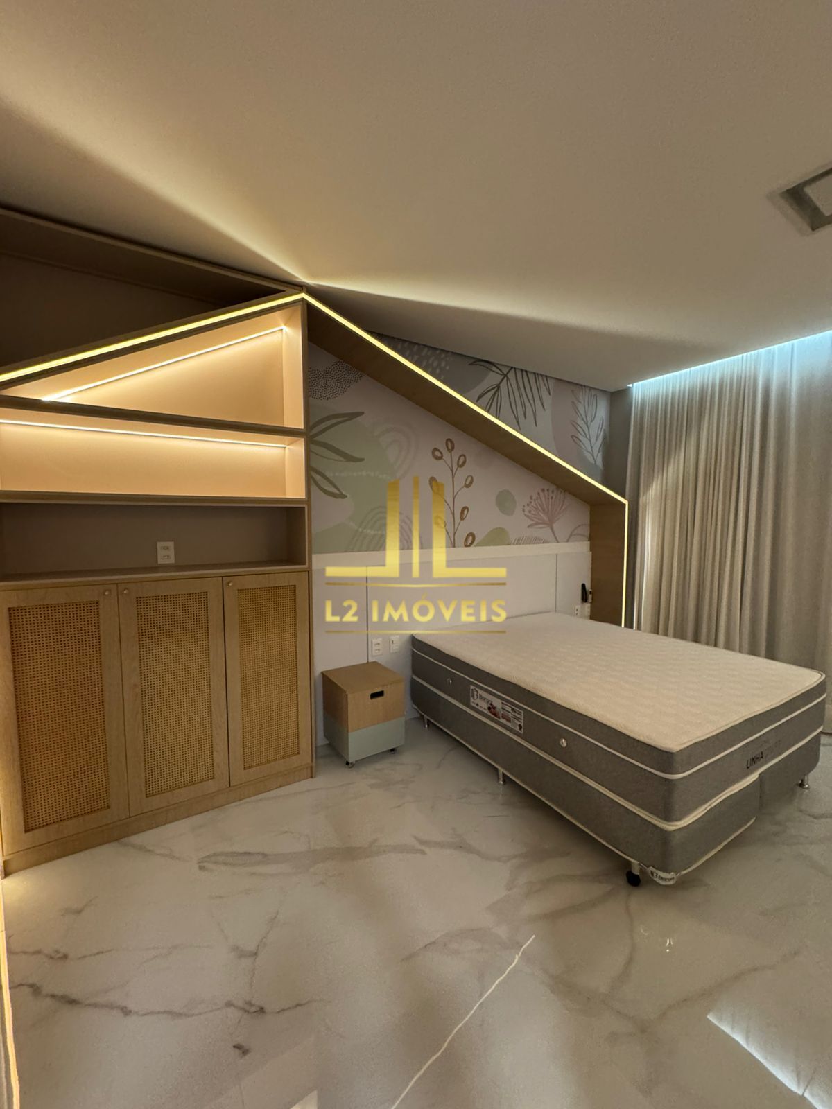 Casa à venda com 4 quartos, 580m² - Foto 14