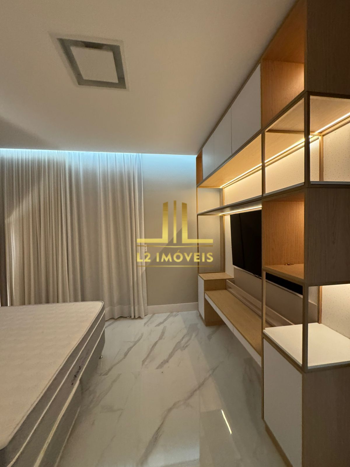 Casa à venda com 4 quartos, 580m² - Foto 18