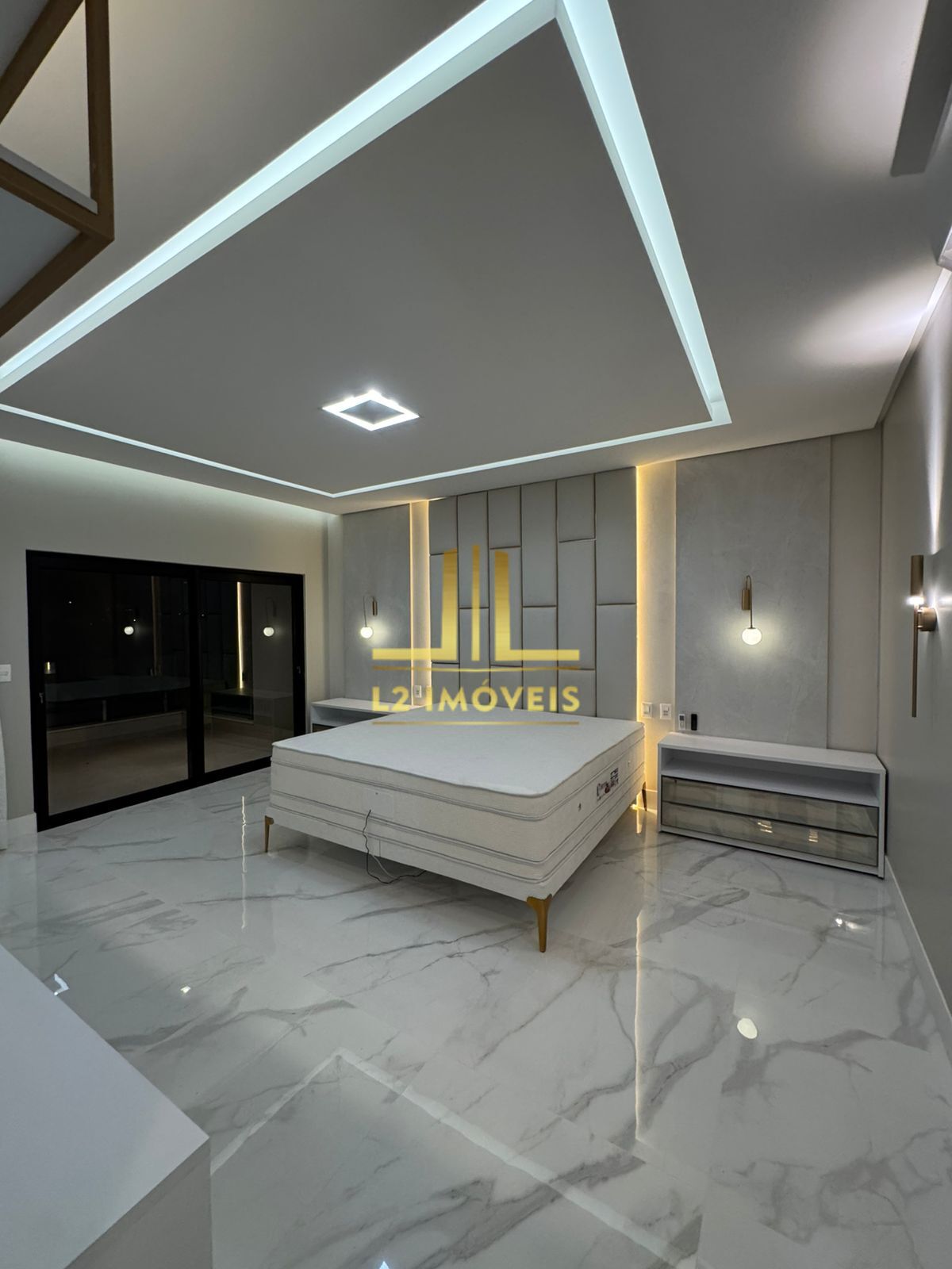 Casa à venda com 4 quartos, 580m² - Foto 17