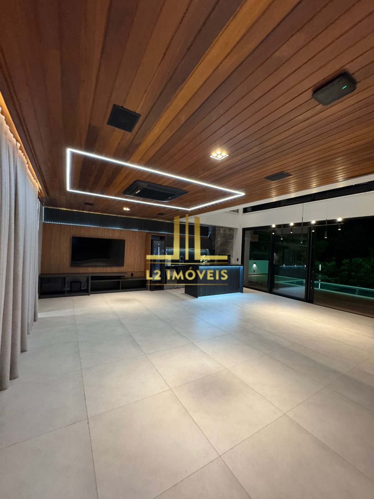 Casa à venda com 4 quartos, 580m² - Foto 3