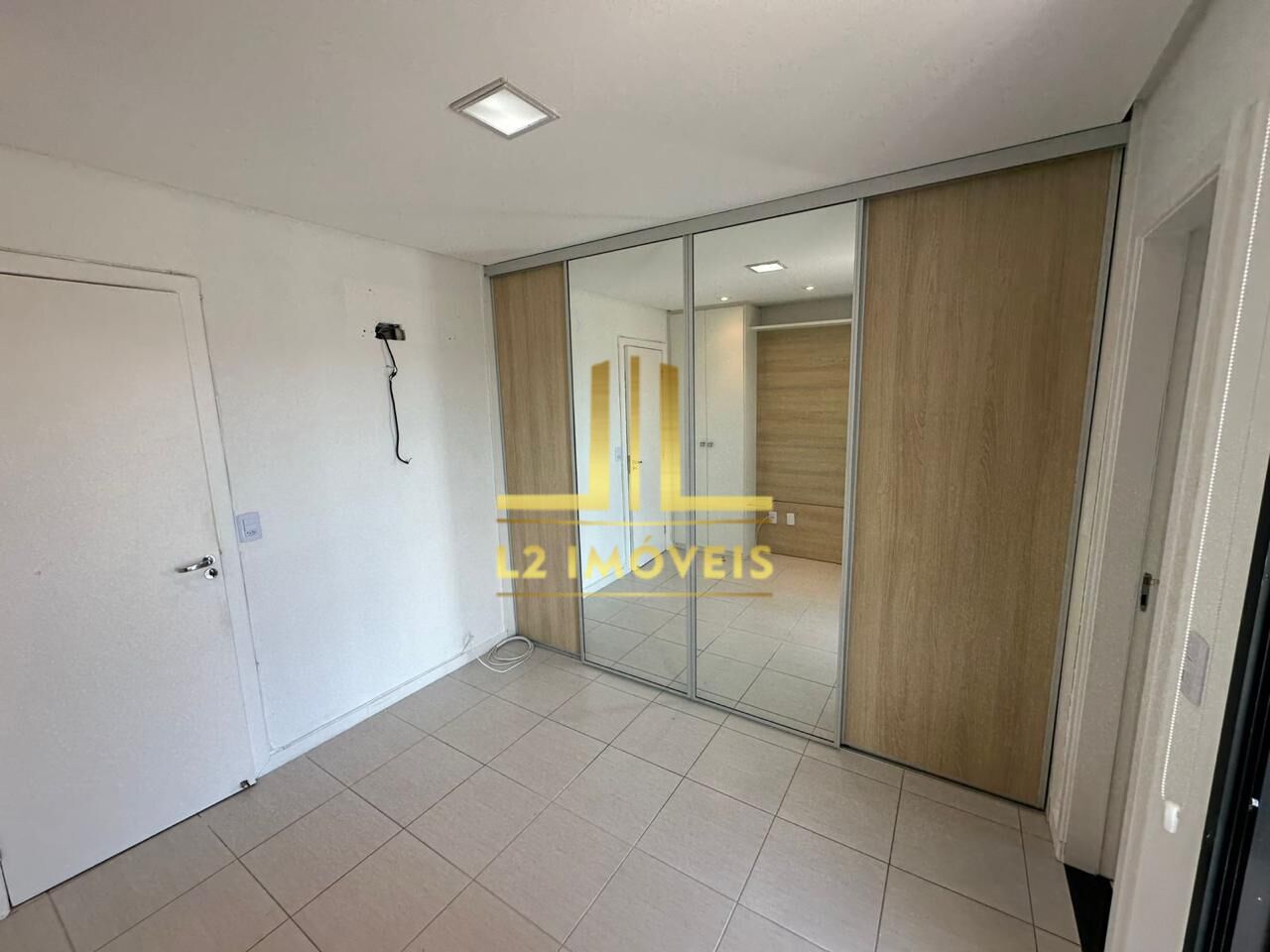 Apartamento à venda com 3 quartos, 100m² - Foto 13