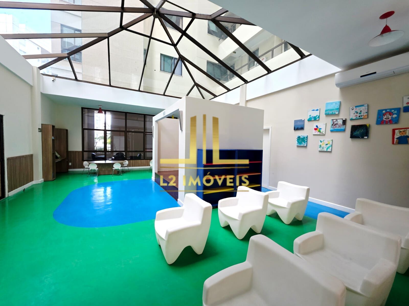 Apartamento à venda com 4 quartos, 139m² - Foto 30