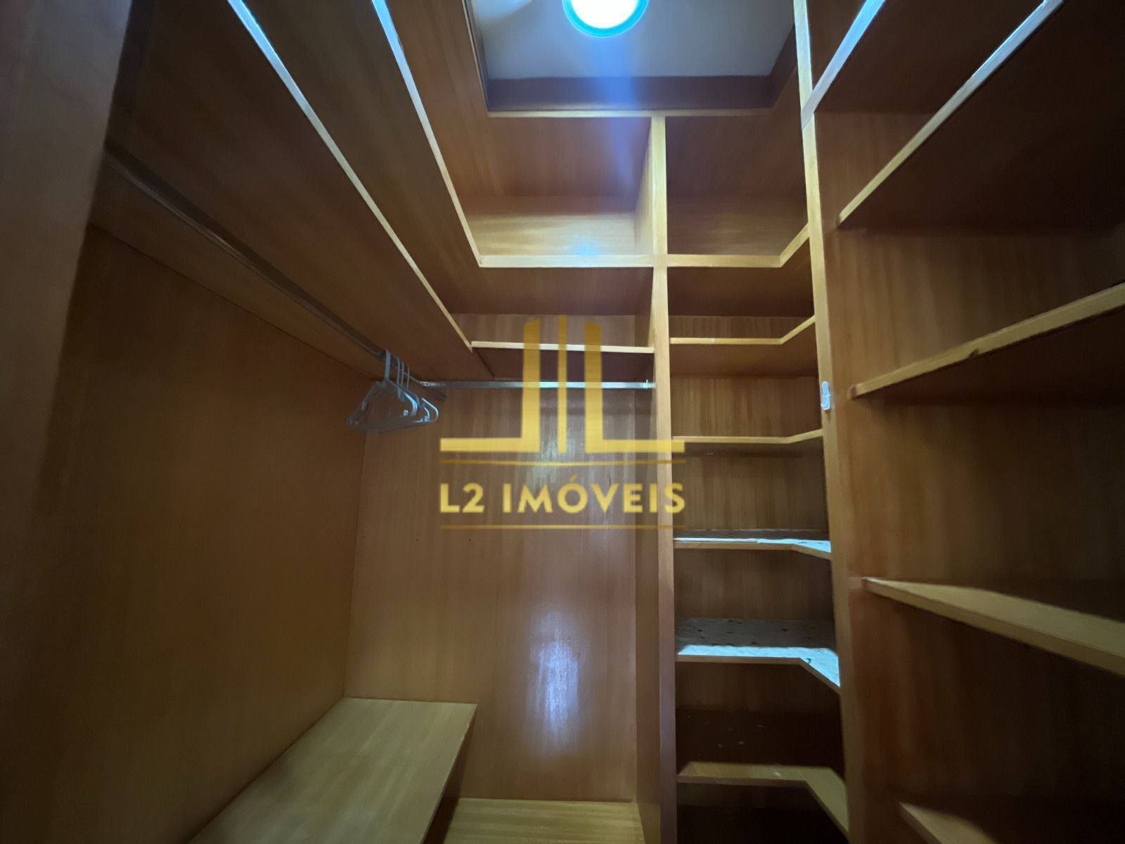 Apartamento à venda com 4 quartos, 240m² - Foto 16
