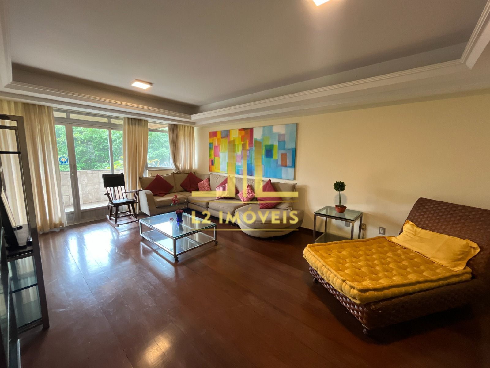 Apartamento à venda com 4 quartos, 240m² - Foto 3