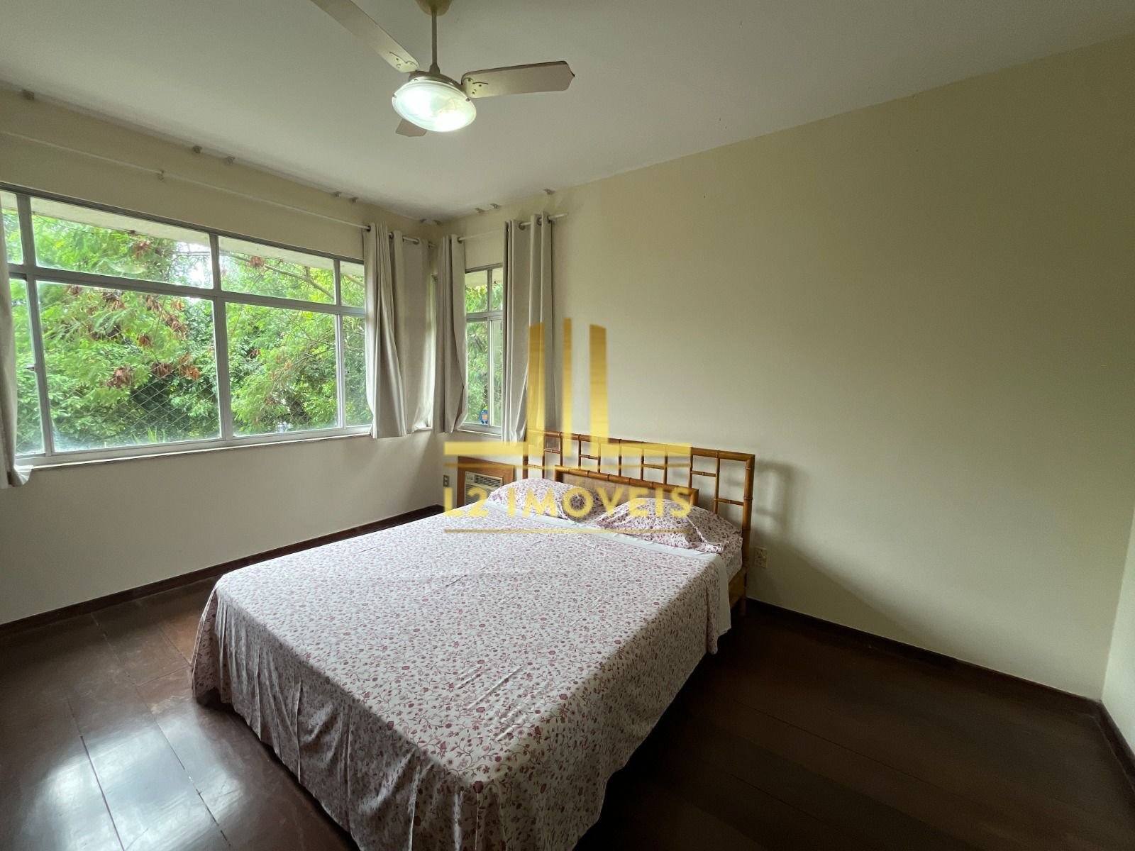 Apartamento à venda com 4 quartos, 240m² - Foto 13