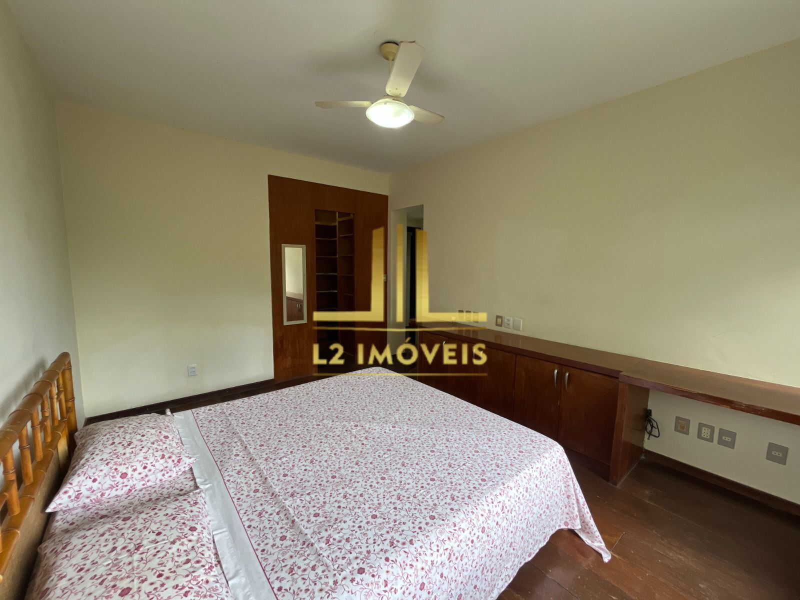 Apartamento à venda com 4 quartos, 240m² - Foto 11