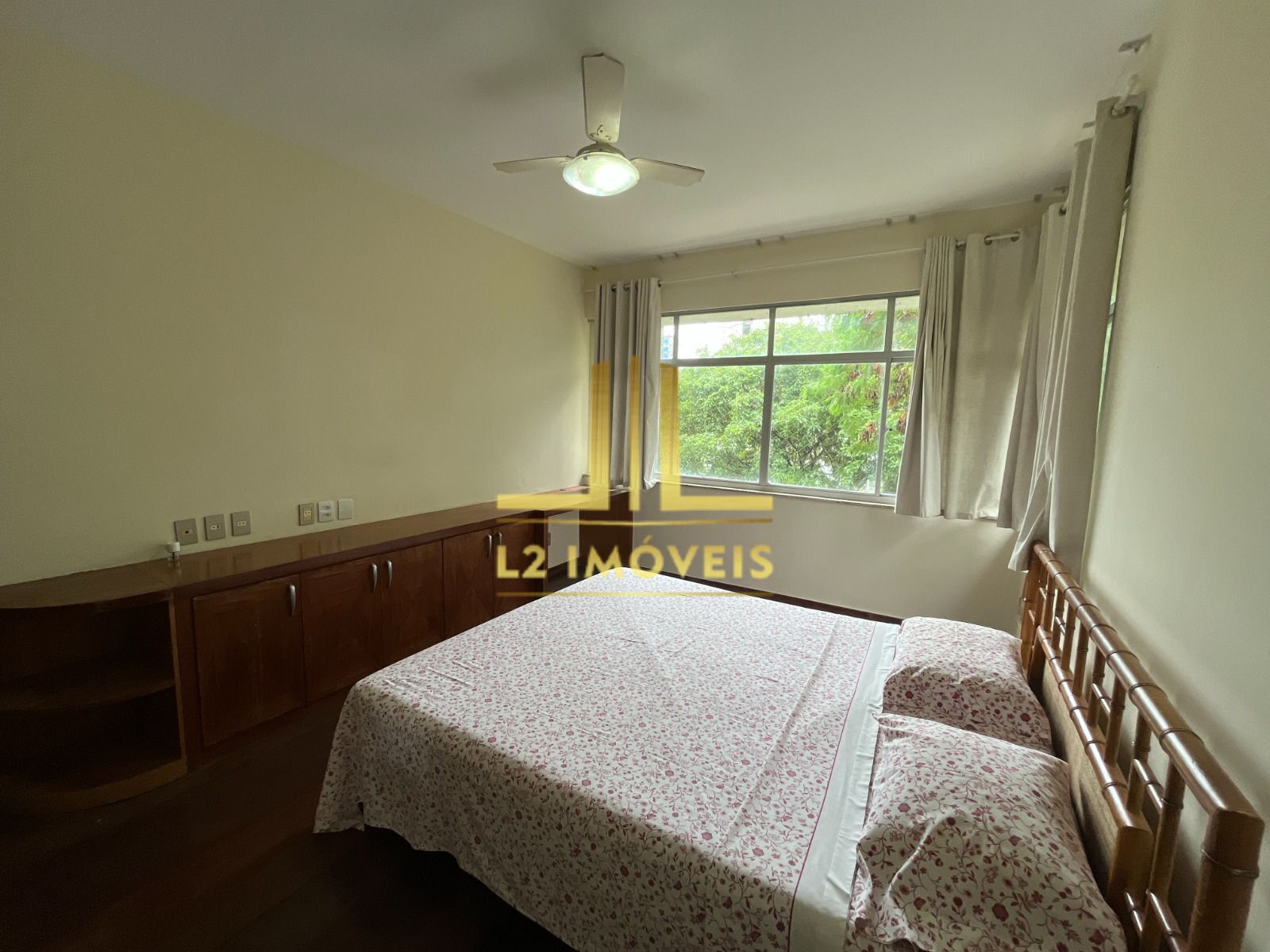 Apartamento à venda com 4 quartos, 240m² - Foto 14